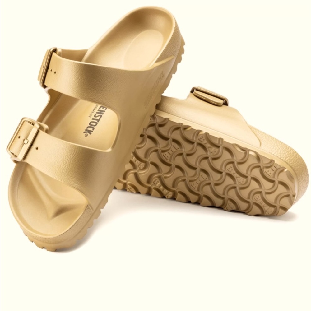 Metallic gold Birkenstock Arizona, EVA sandals